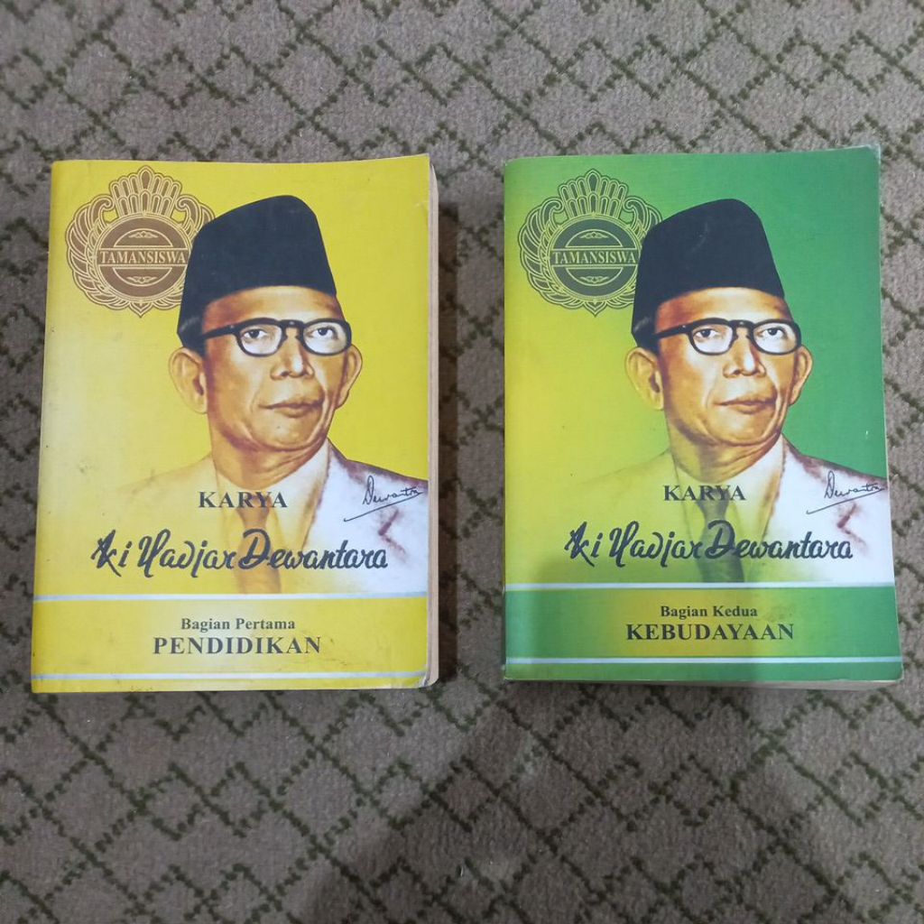 KARYA KI HAJAR DEWANTARA BAGIAN PERTAMA PENDIDIKAN DAN BAGIAN KEDUA KEBUDAYAAN