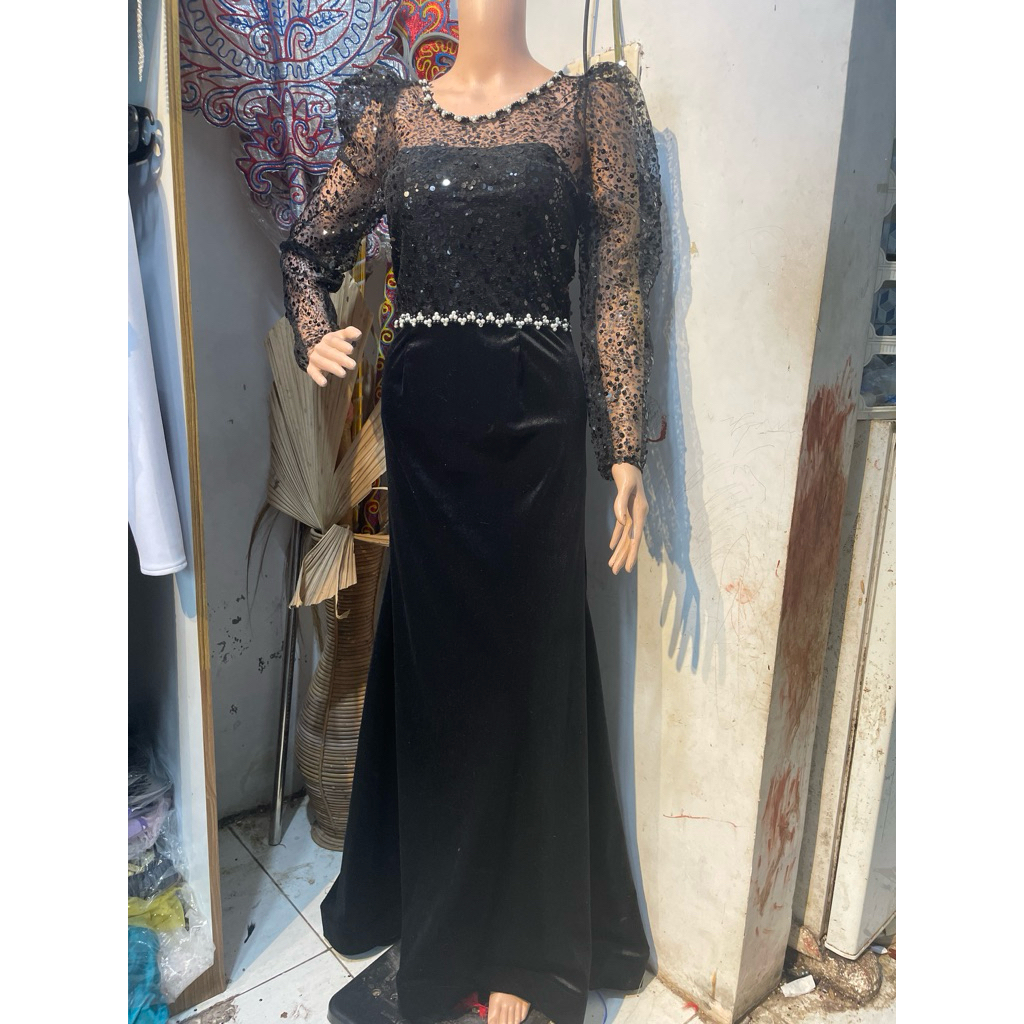baju penyanyi bludru duyung hitam