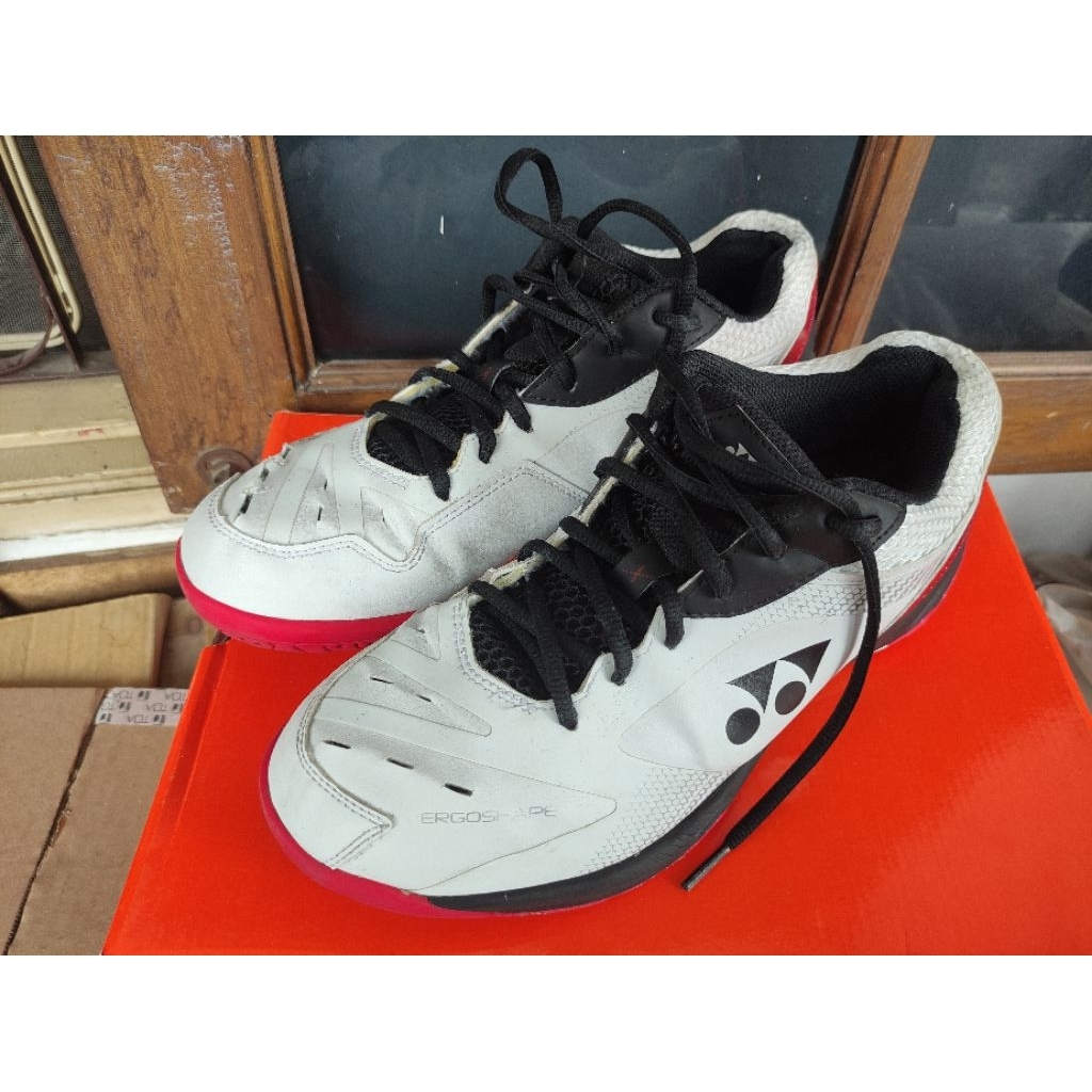 YONEX POWER CUSHION SHB65 SHB 65 Z3 SHB65Z3 BLACK WHITE SIZE 43