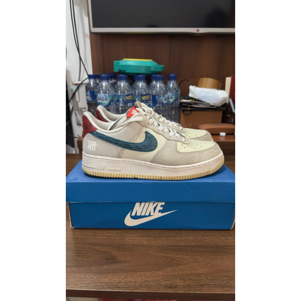 Nike Air Force 1 Low SP Undefeated 5 On It Dunk vs. AF1 Size US 8.5