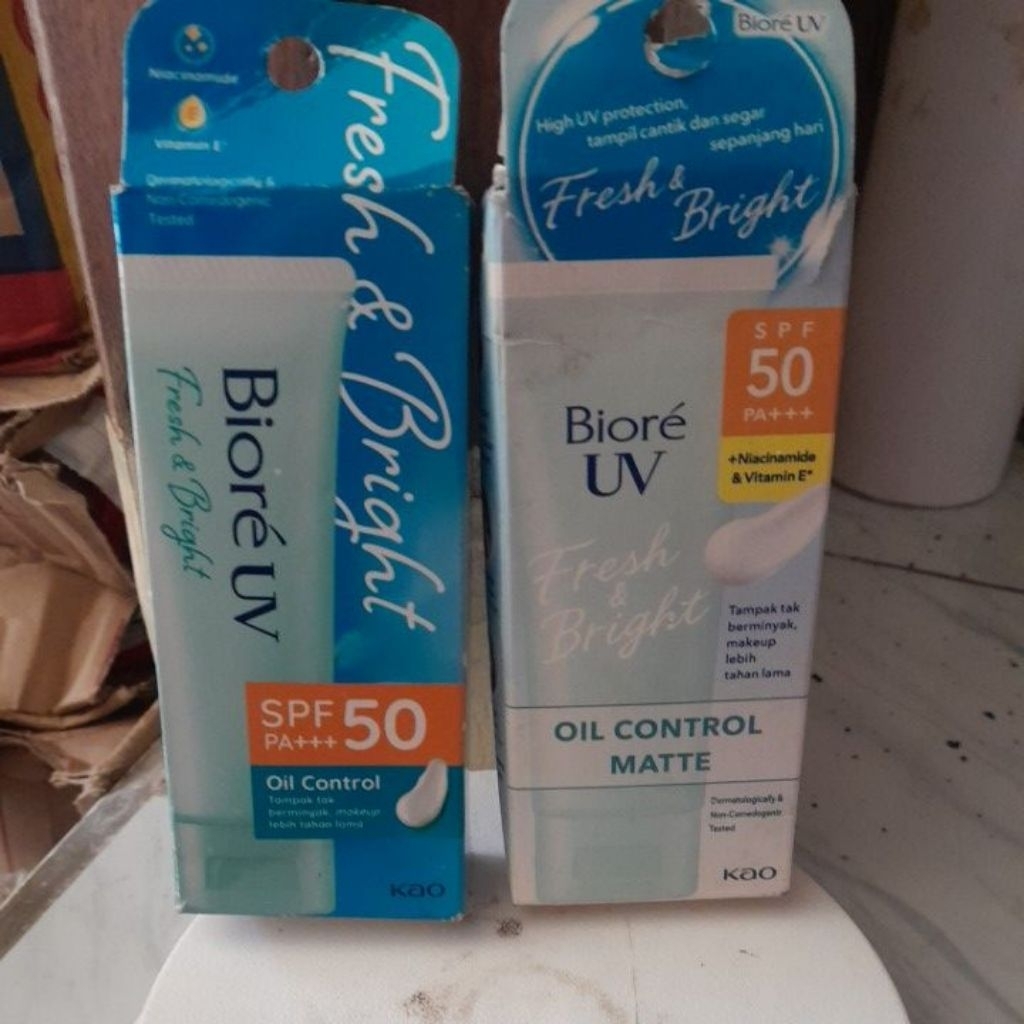 sunscreen biore spf 50 oil control 30g (reject kemasan) exp bln 8 -12 2026