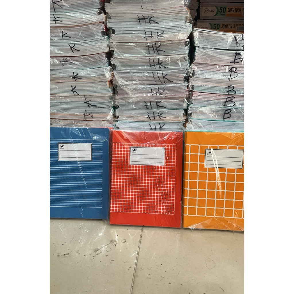 Buku Tulis Camel / Buku Petak Besar / Kecil dan Halus Kasar isi 30 lembar / 10 buku