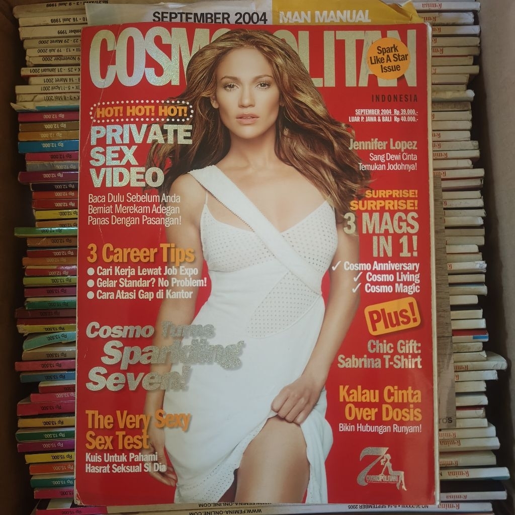 Majalah Cosmopolitan 2002-2004 MINT CONDITION
