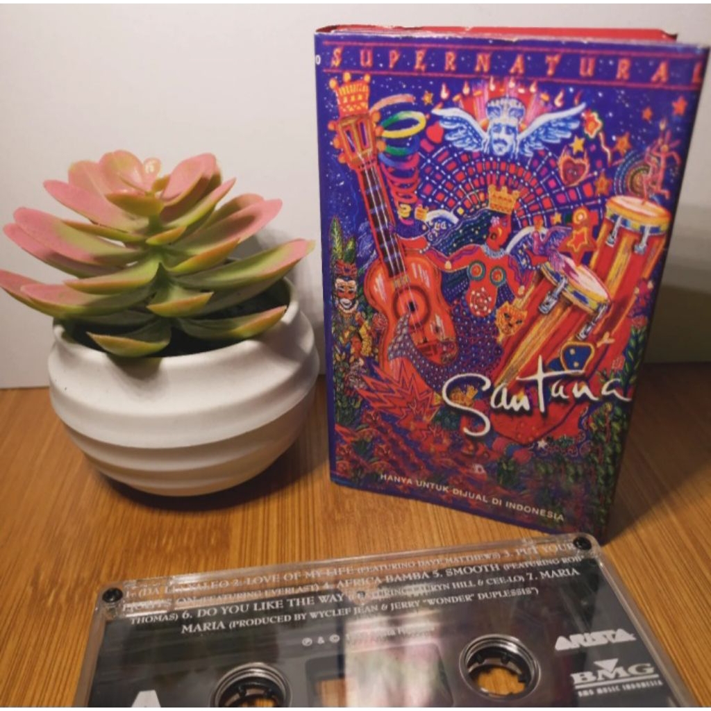 Kaset Santana - Supernatural