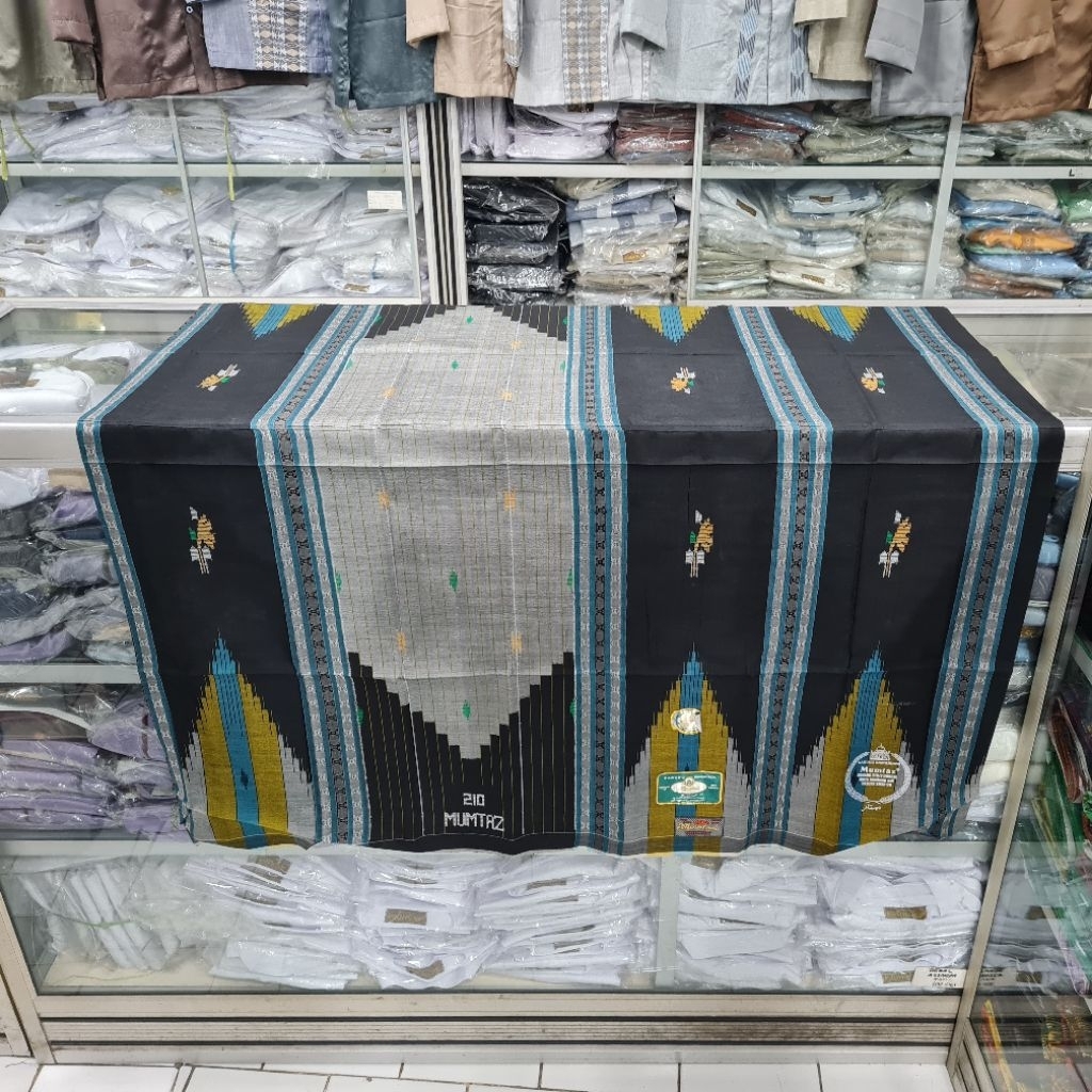Sarung Tenun Full Sutera Mumtaz Motif Songket Gunung Timbul