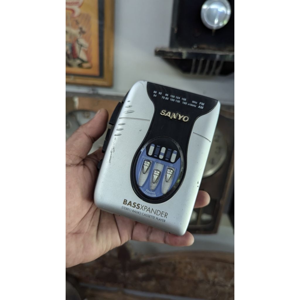 Walkman sanyo bahan