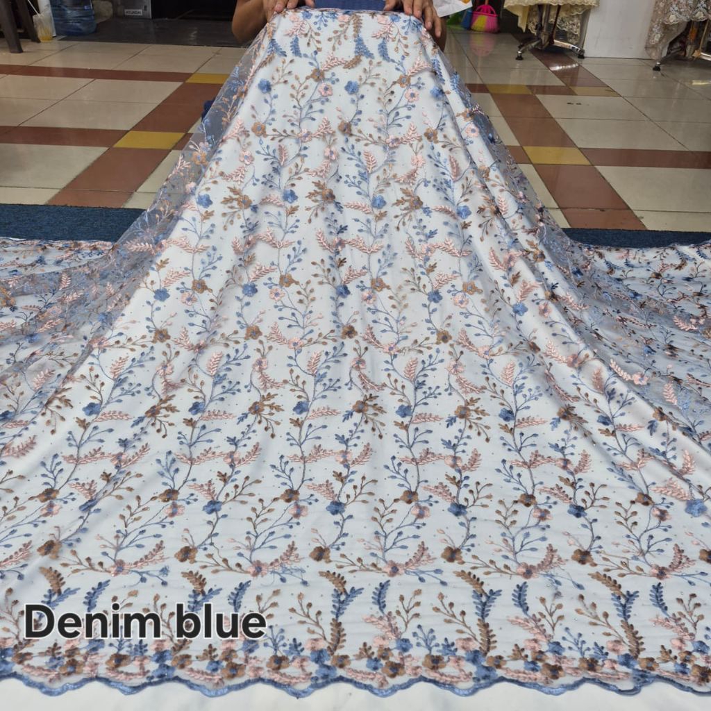 TILE BORDIR MEWAH MOTIF BUNGA MAWAR