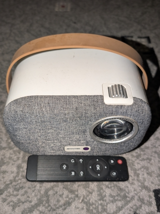 Mini Projector BYINTEK K16 Smart Android | Jarang Pakai Mulus