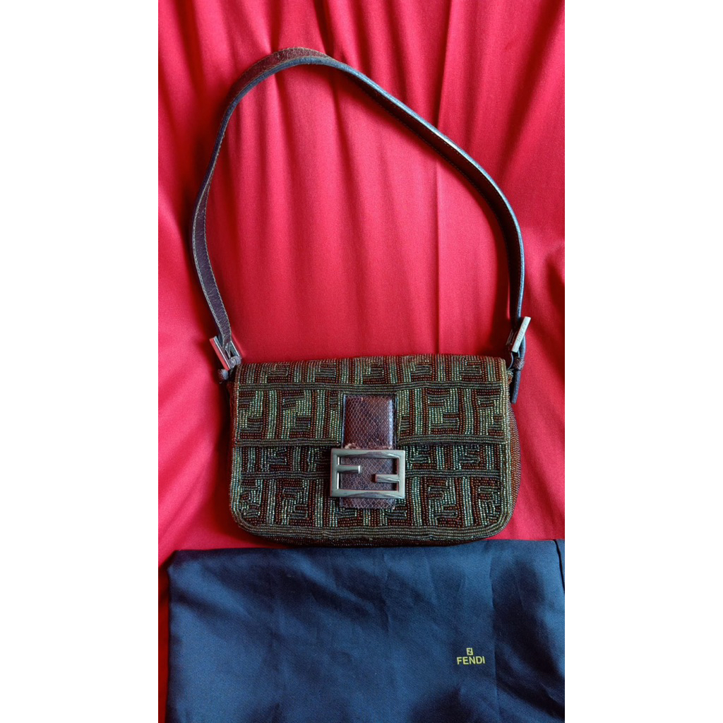 Shoulder bag Pendi FendiBaguette Bisa utk pesta party Bahan rare jarang ada Size 15*22cm HW cling Le