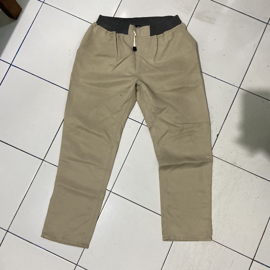 celana chinos second