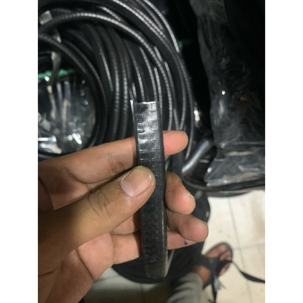 Karet List Jepit Body Mobil Universal