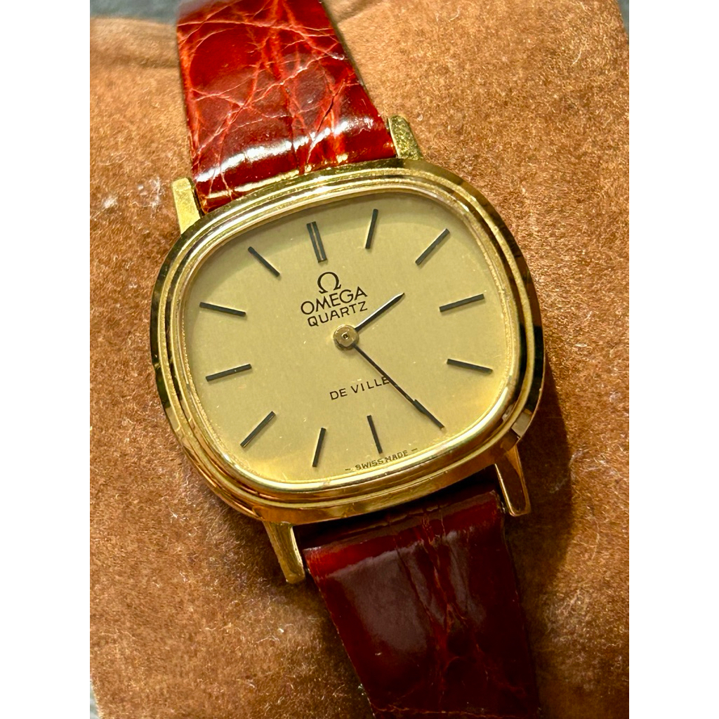 Jam tangan wanita Omega De Ville Ladies Quartz Gold Plated Vintage excelent condition