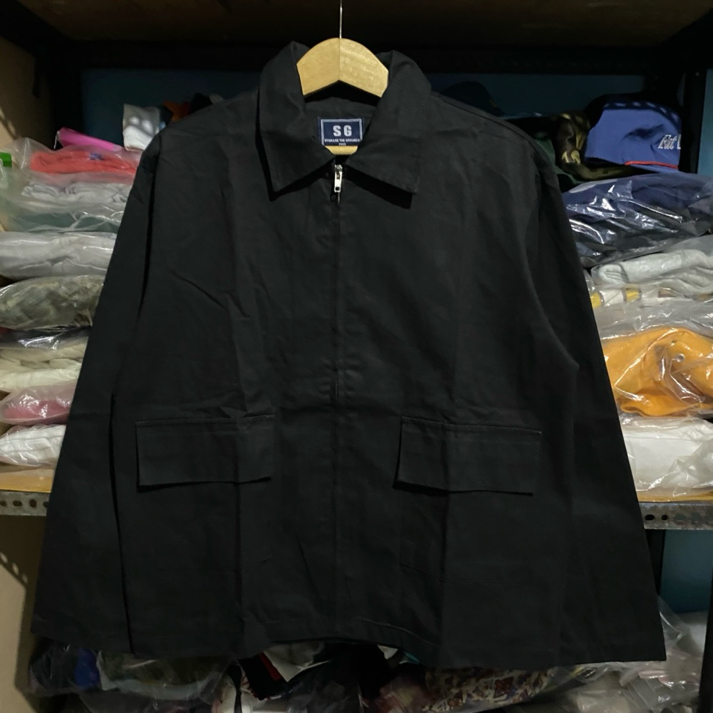 STG Storage The Grounds Zip Up Jacket Hitam Size 68x59