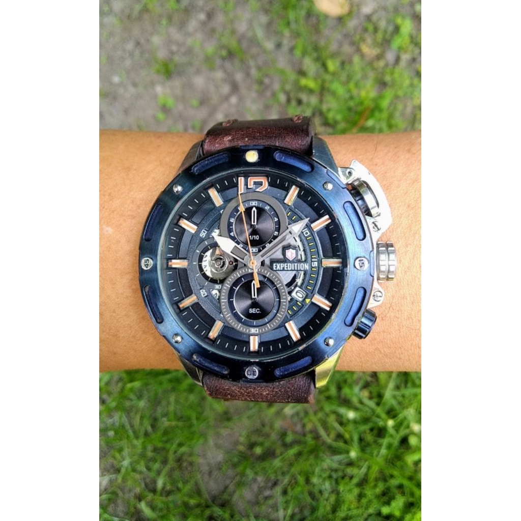 Expedition E 6760 M chronograph