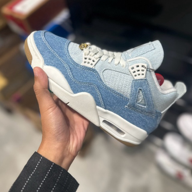 Nike Air Jordan 4 Retro White