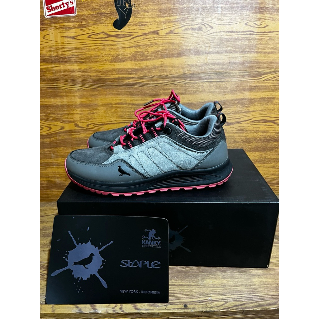 Preloved Sepatu Kanky X Staple