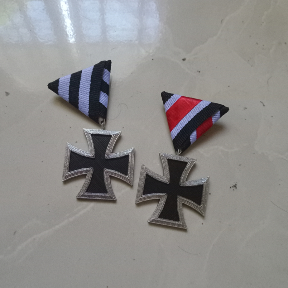 Mainan Medali Replica Cosplay Jerman Medal of Iron Cross