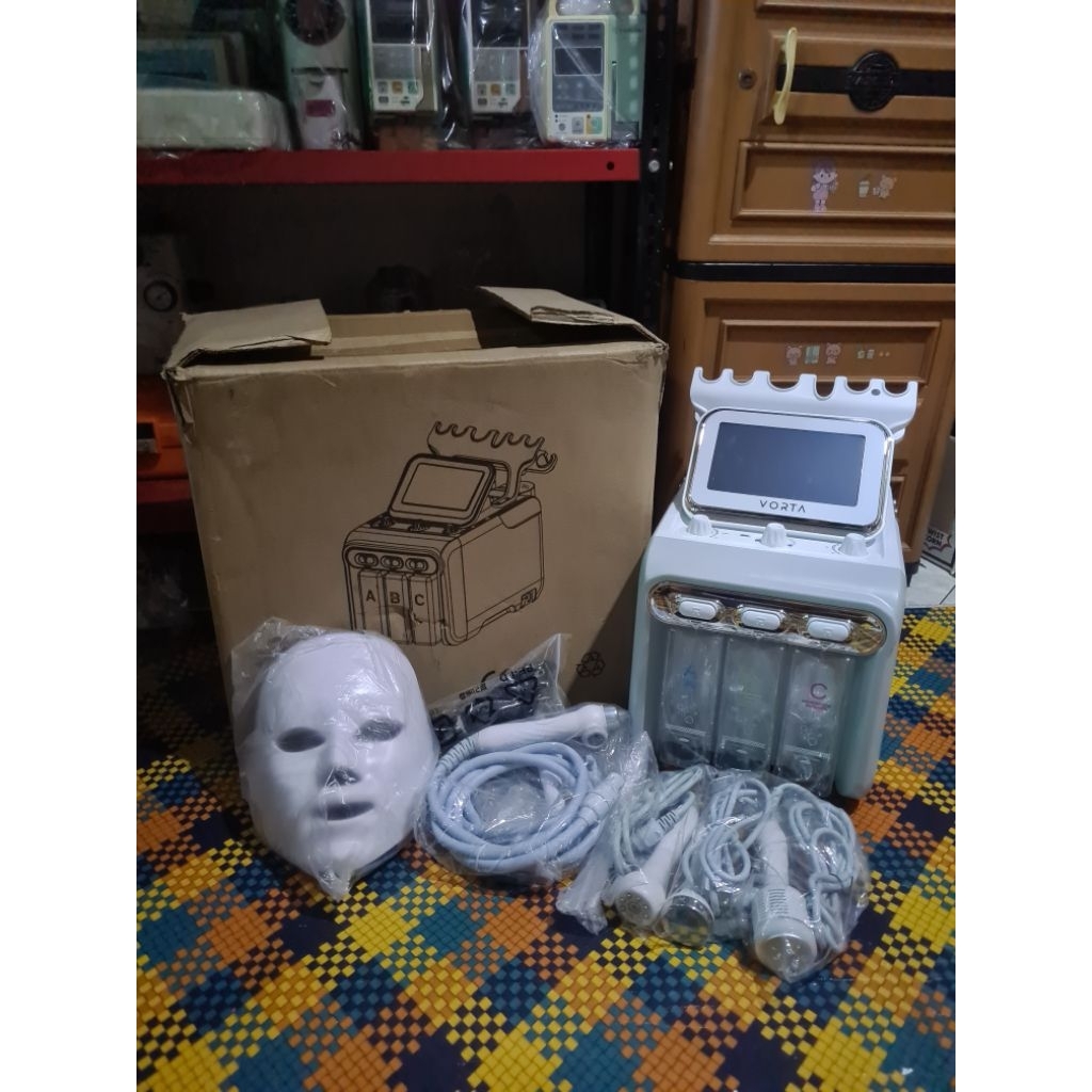 alat perawatan wajah Hydra facial 6in1
