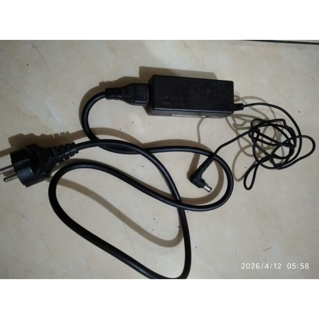 Adaptor monitor LG original