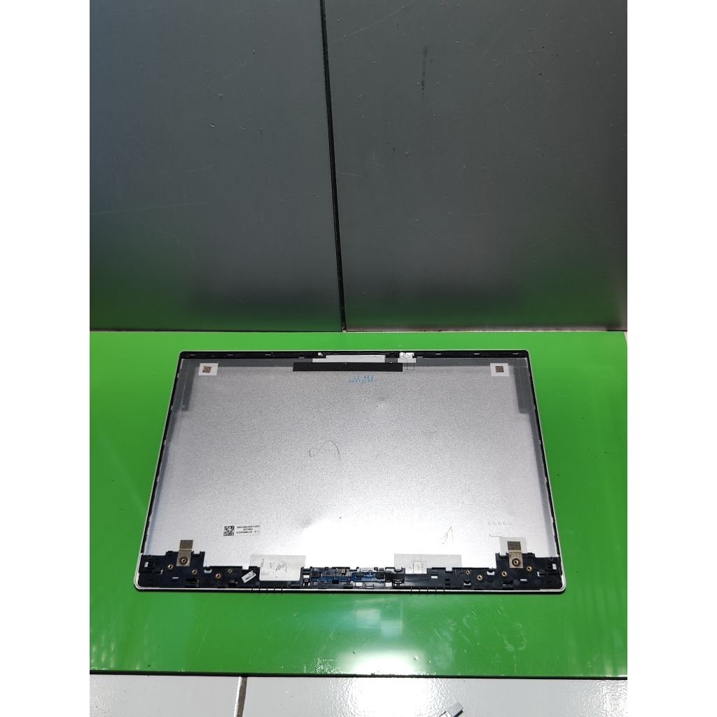 Casing Cover Atas Laptop Lenovo IdeaPad S340-14 S340 14 S340-14iwl S340-14iml S340-14iil S340-14api 
