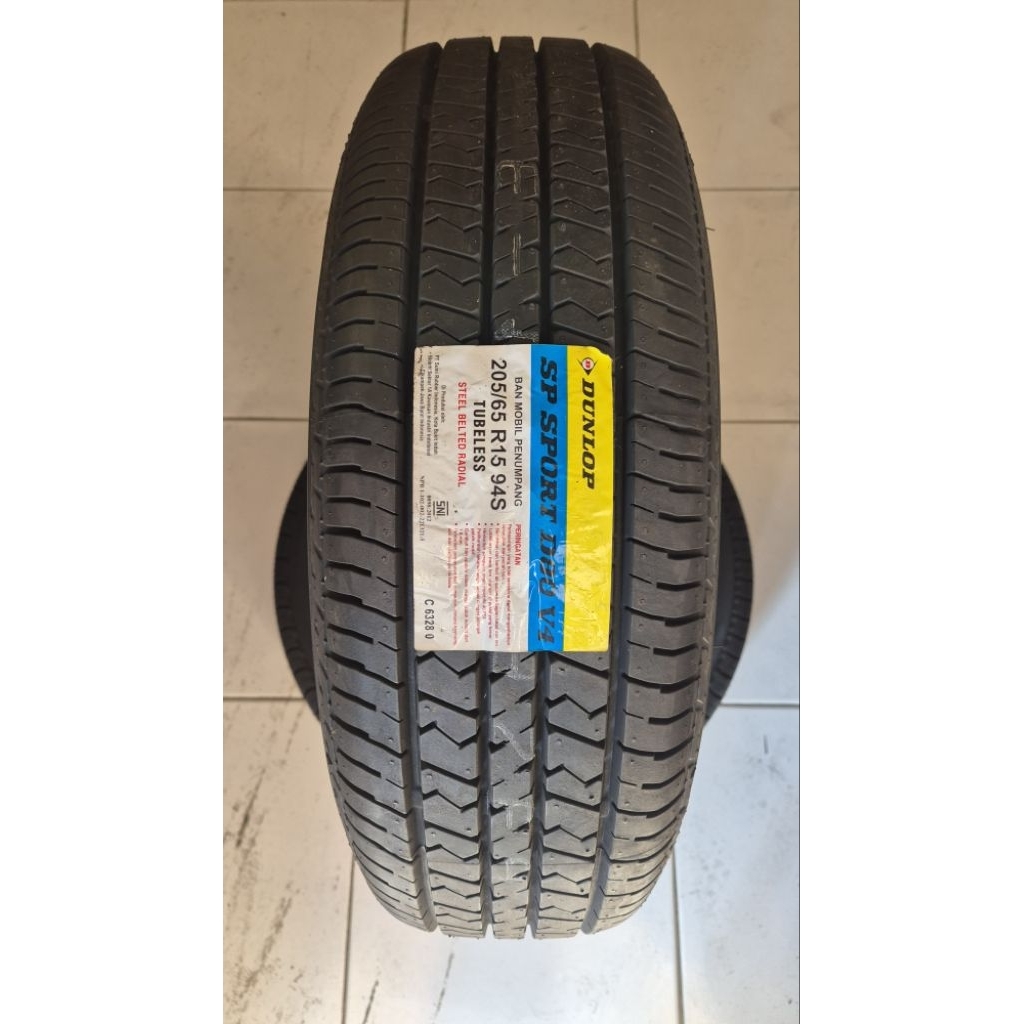 Ban Dunlop D80v4 205/65 R15 Innova