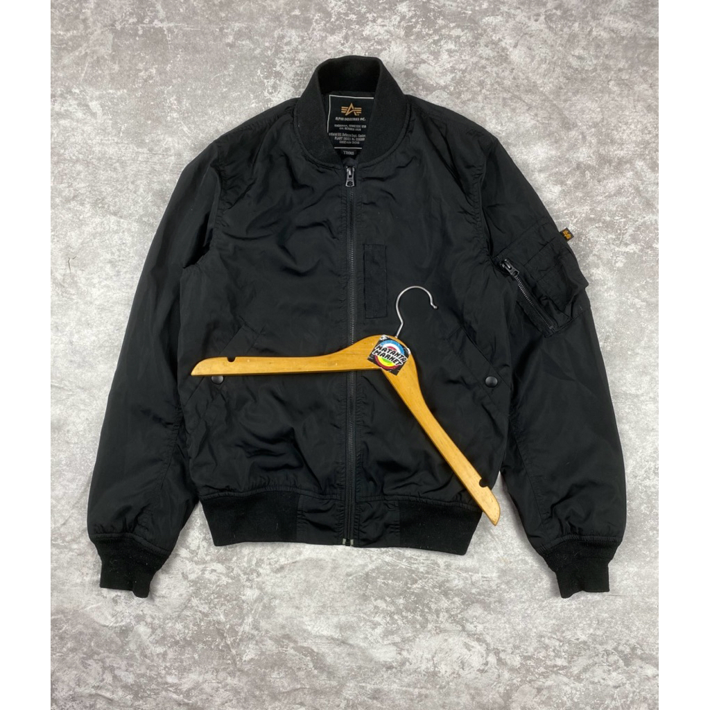 Alpha industries original bomber jaket
