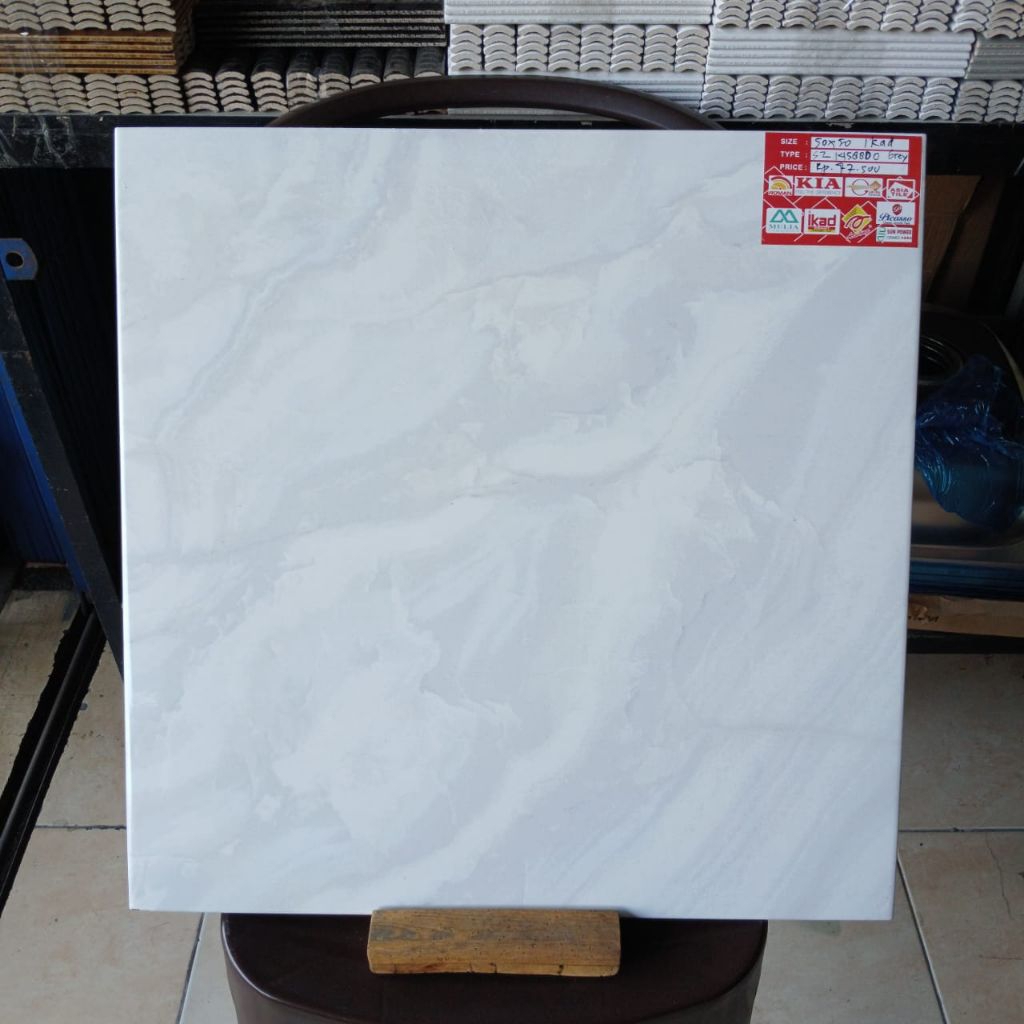 ikad keramik lantai S21458800 grey 50x50 glosy
