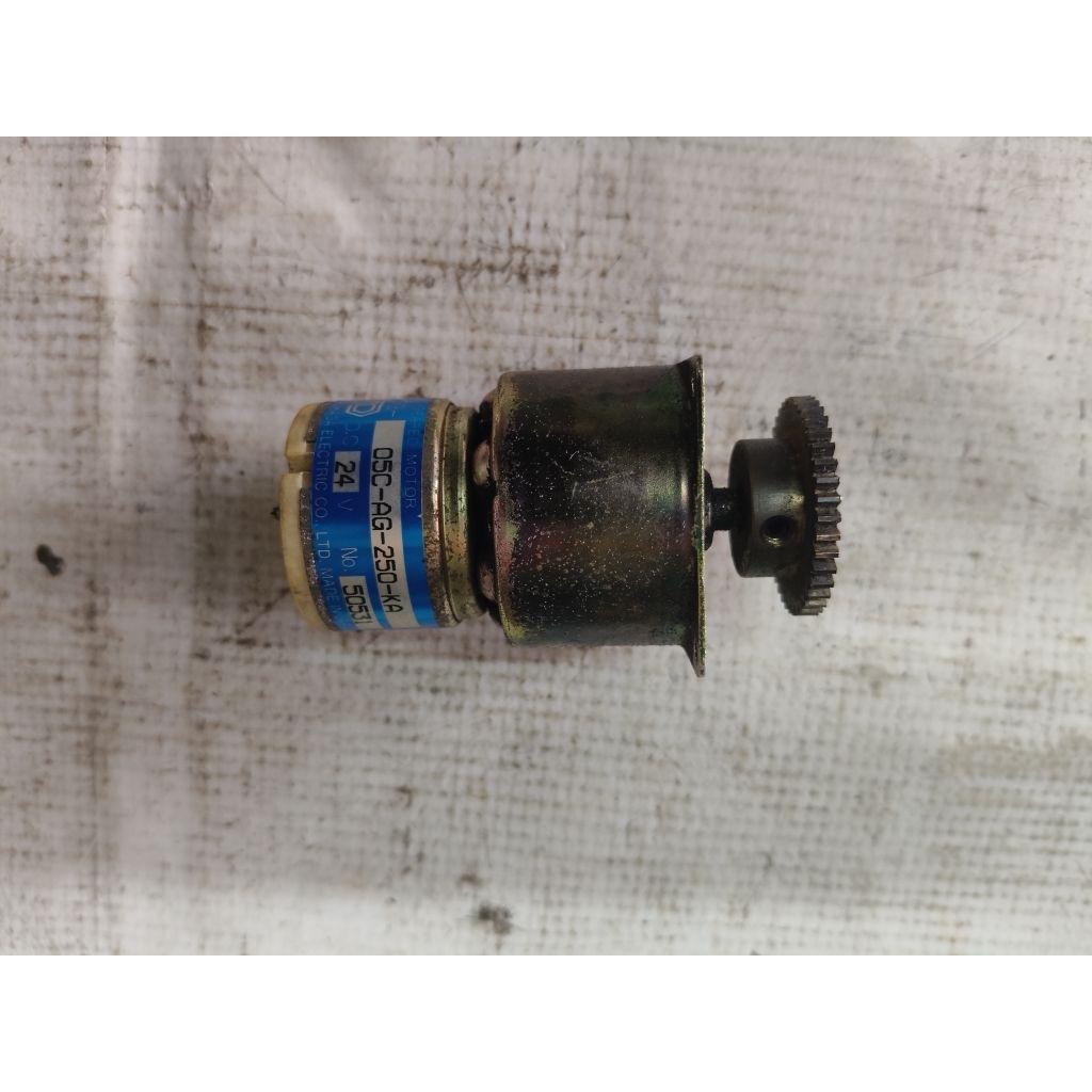 dinamo gearbox DC24V