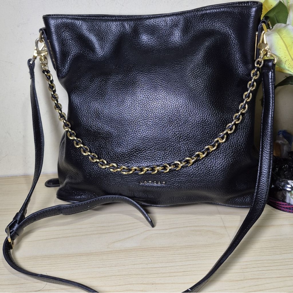 Tas Sling bag Shoulder bag kulit asli Lovcat Preloved