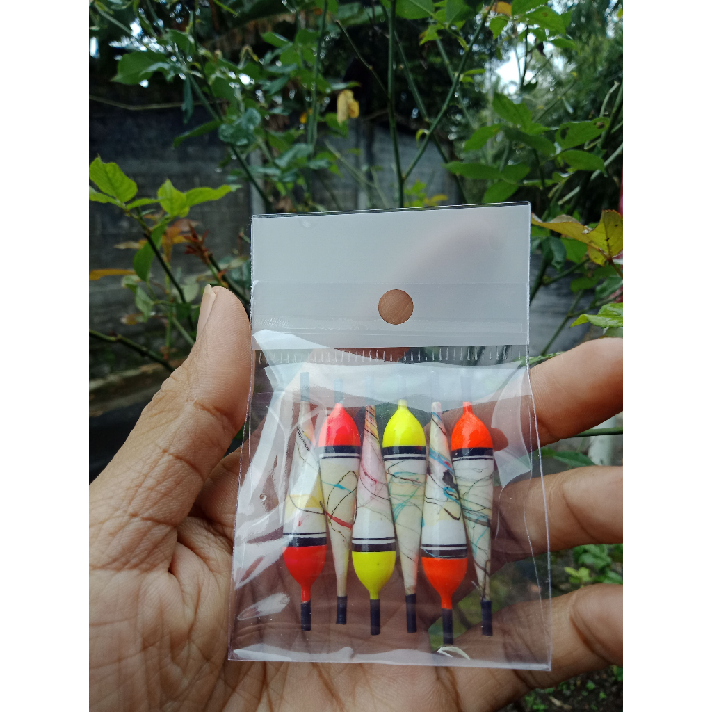 Pelampung pancing (Batik)  isi 6 pcs panjang ±5 Cm /Pelampung Ikan/Kambangan