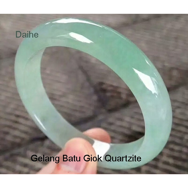 Gelang Bangle Batu Giok Quartzite  / Gelang Giok Wanita