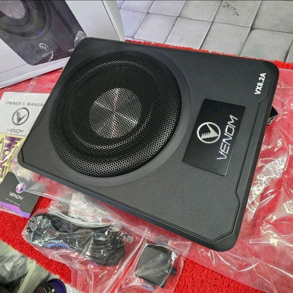 Subwoofer Kolong Aktif VENOM VX 8.2 A Subwoofer Aktif VENOM 8 in copotan