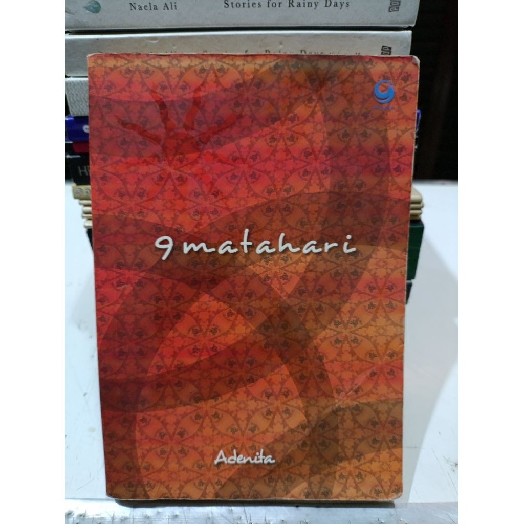 Novel 9 Matahari - Adenita