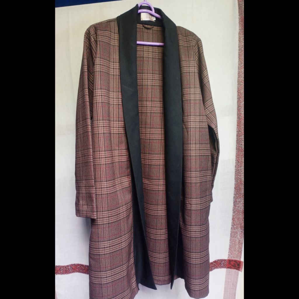 AVENUE Premium Long Outer Cewek Size { M } Coklat # preloved bekas second pl used baju perempuan wan
