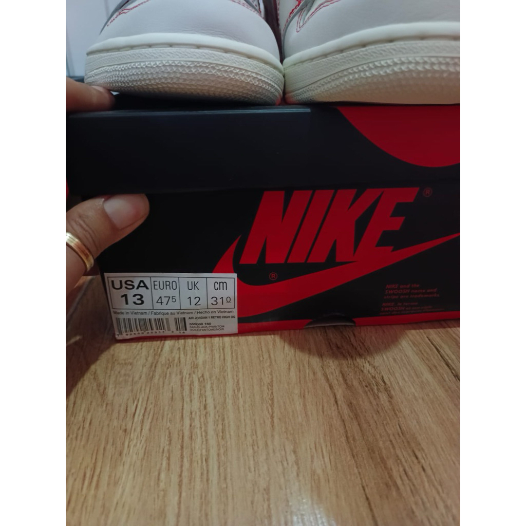 BNIB sepatu Air Jordan 1 Retro High OG sail/Black phantom