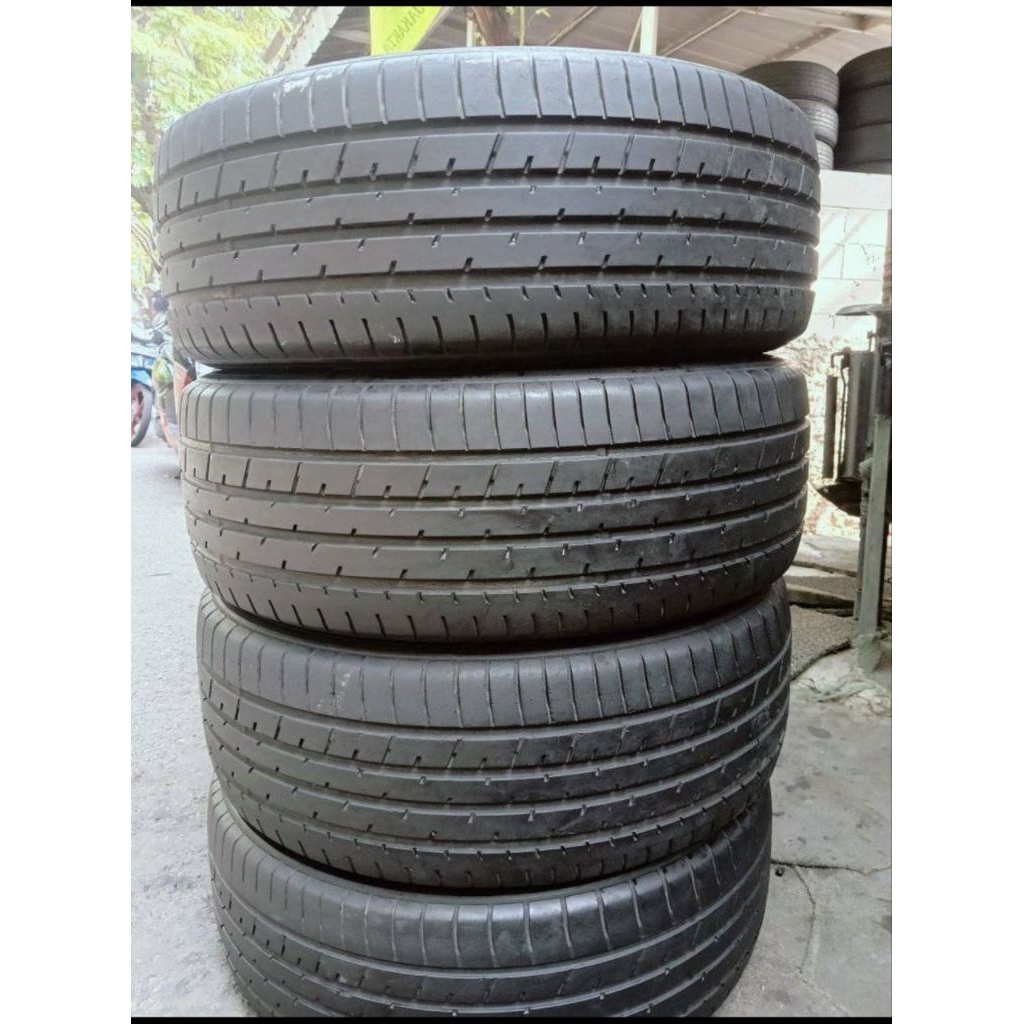 Ban mobil merek toyo ukuran 225/55 ring19