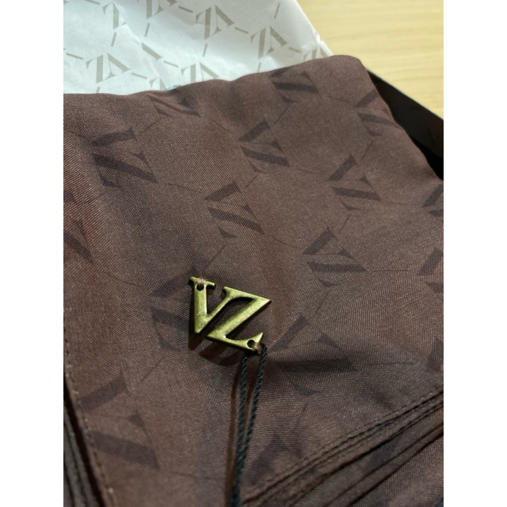 vz scarf original  Monogram