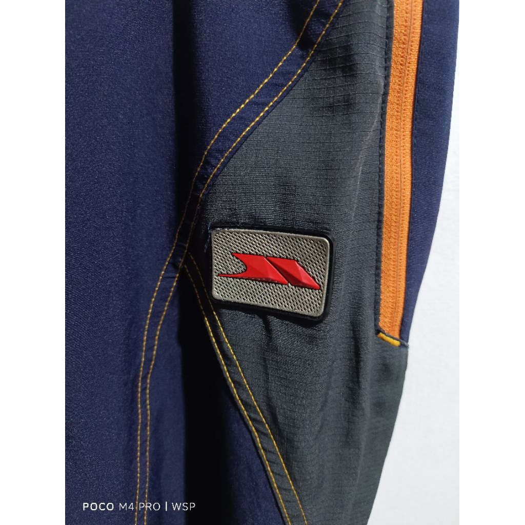 Celana Outdoor Trespass