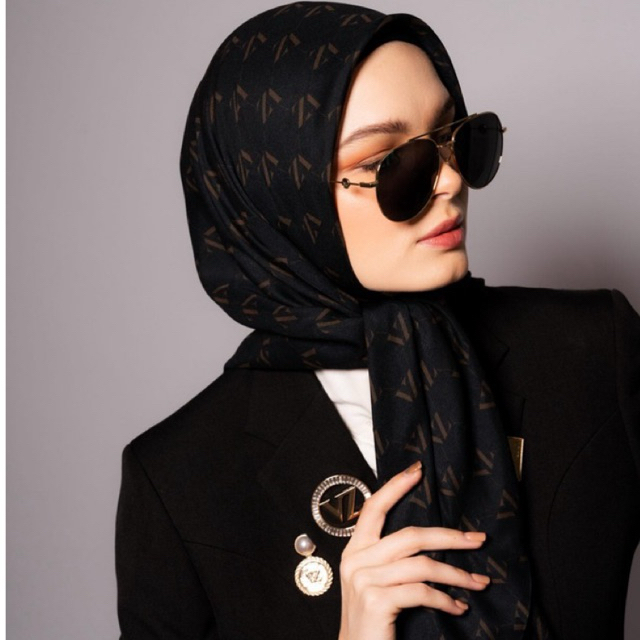 Vivi Zubedi Monogram scarf