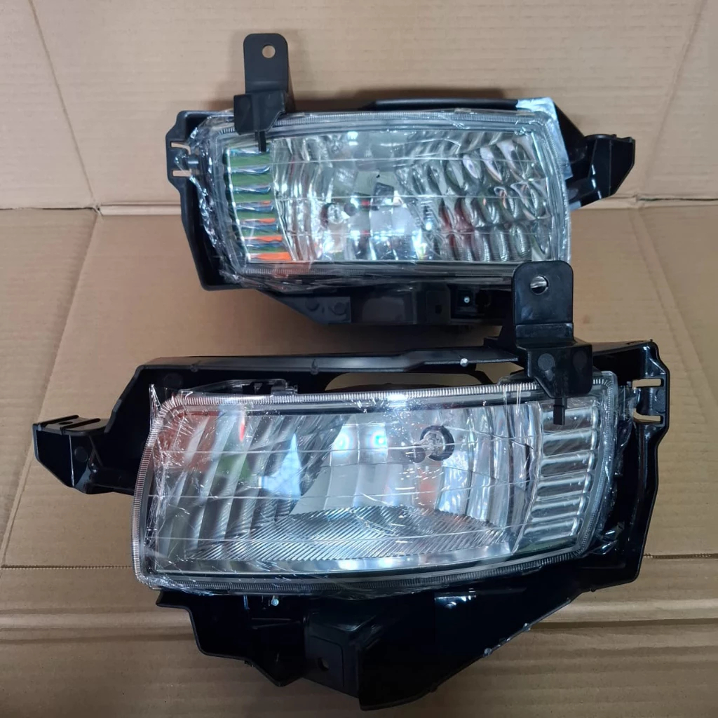 FOG LAMP INNOVA OLD 2004-2007 SET KIRI+KANAN+BOHLAM