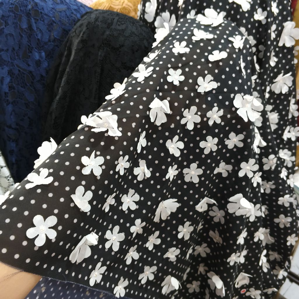 kain ceruty rubiah - harga/0,5m - kain rubiah motif bunga - kain ceruty motif polkadot - kain rubiah