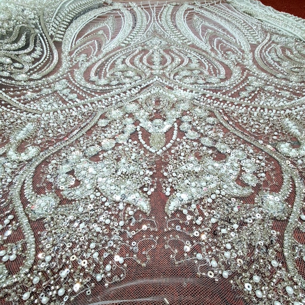 Bahan Kain Tile Bordir Payet Mutiara Soroskin Piramid Jepang Etnik / Kain Tile Full Payet Bordir Mew
