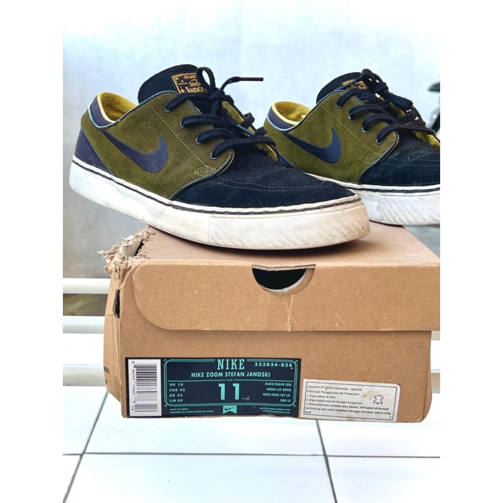 Sepatu Nike SB Stefan Janoski size 11