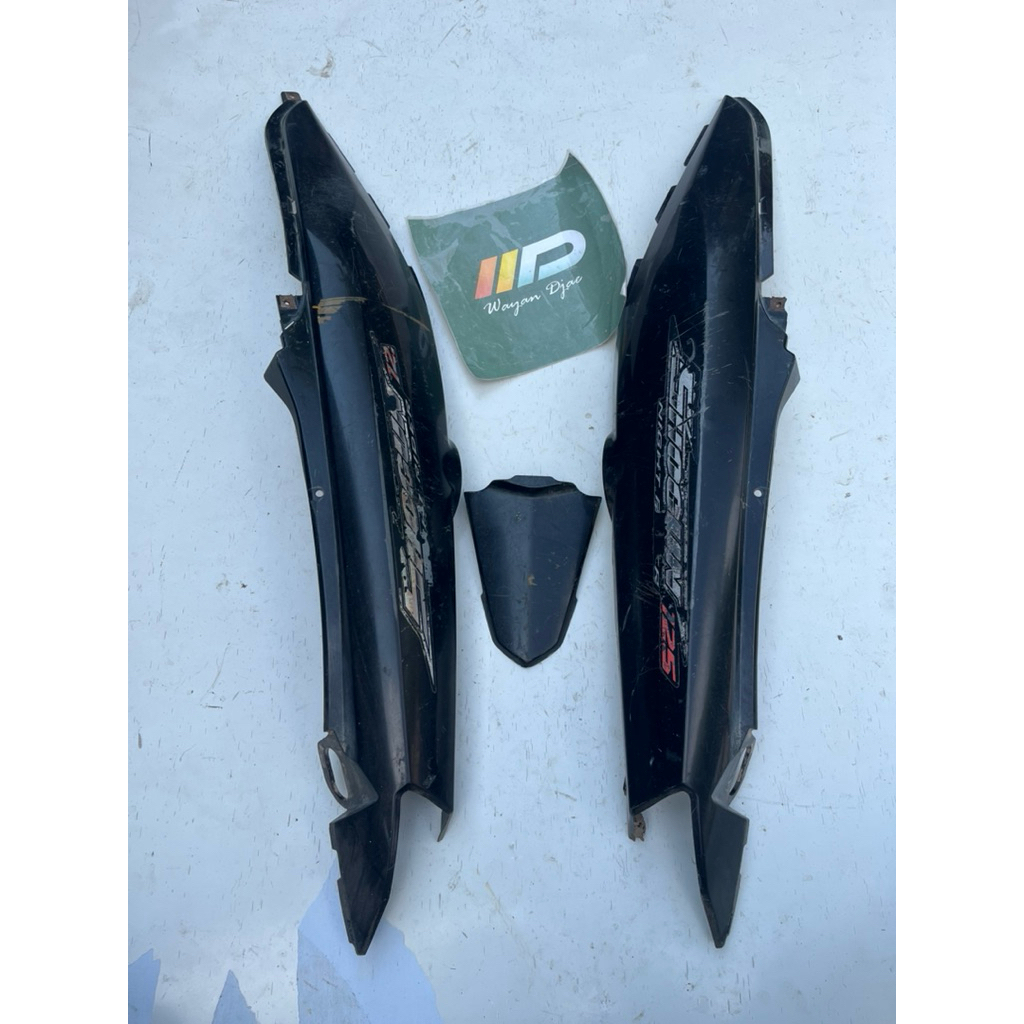 Body belakang kanan kiri Suzuki Shogun 125 rr NR/Shogun robot original bekas