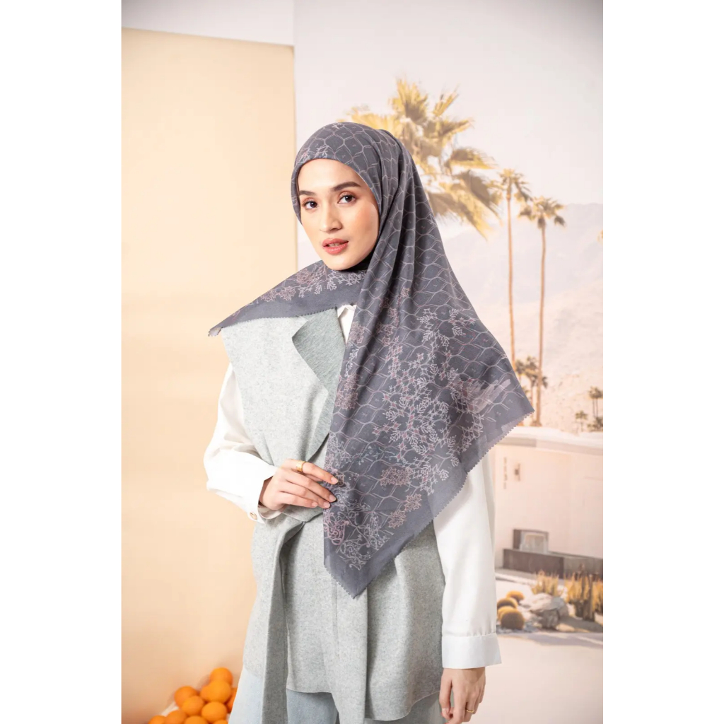 Heylocal Brussel Scarf | Hijab Persegi