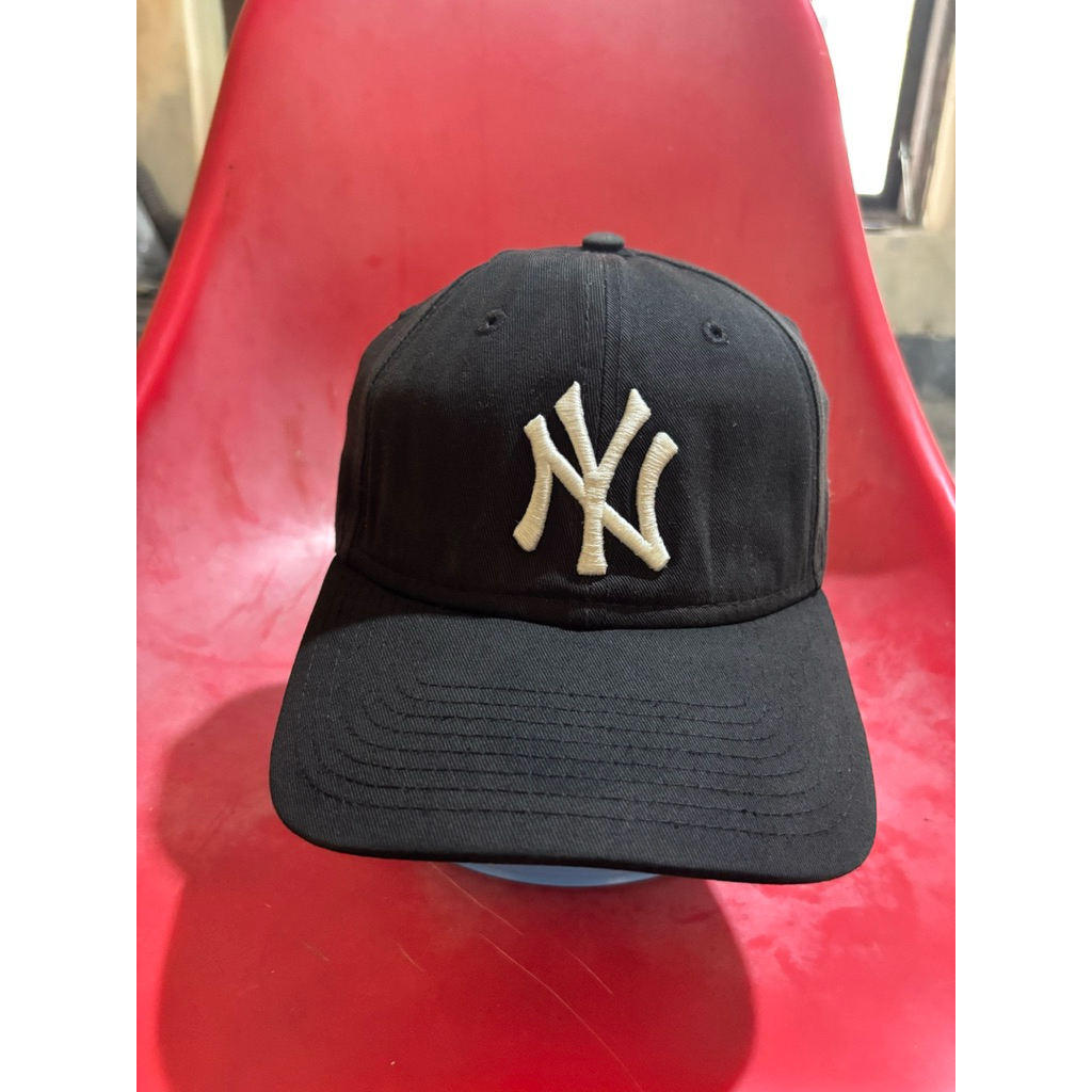 topi second new era NY hitam pekat full tag
