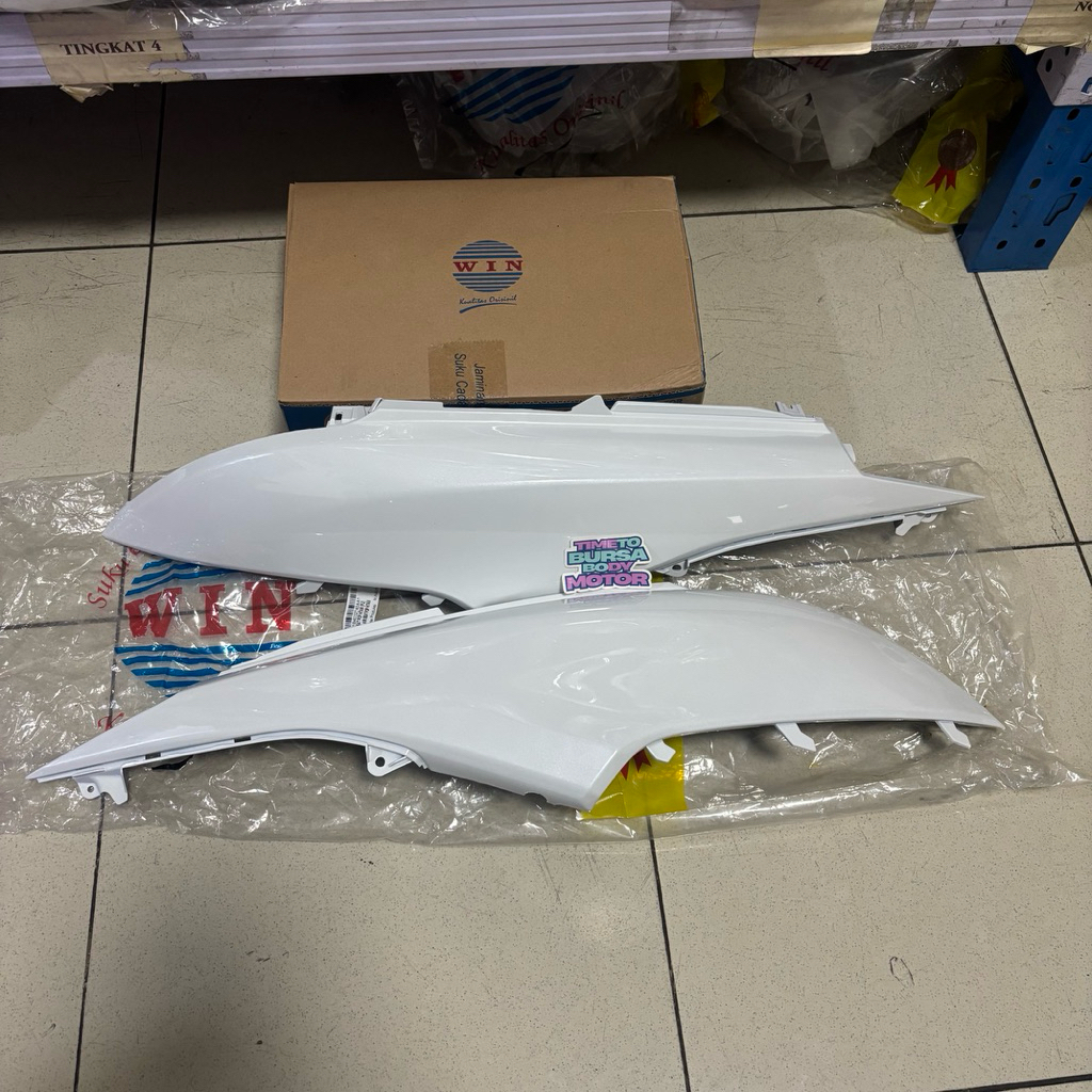 WIN - COVER BODY HONDA BEAT POP WARNA PUTIH