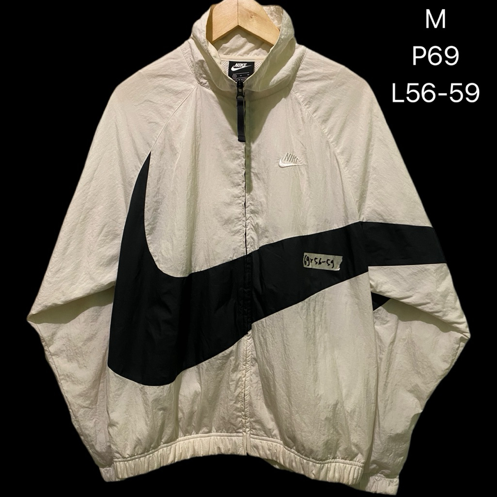windbreaker big swoosh 4