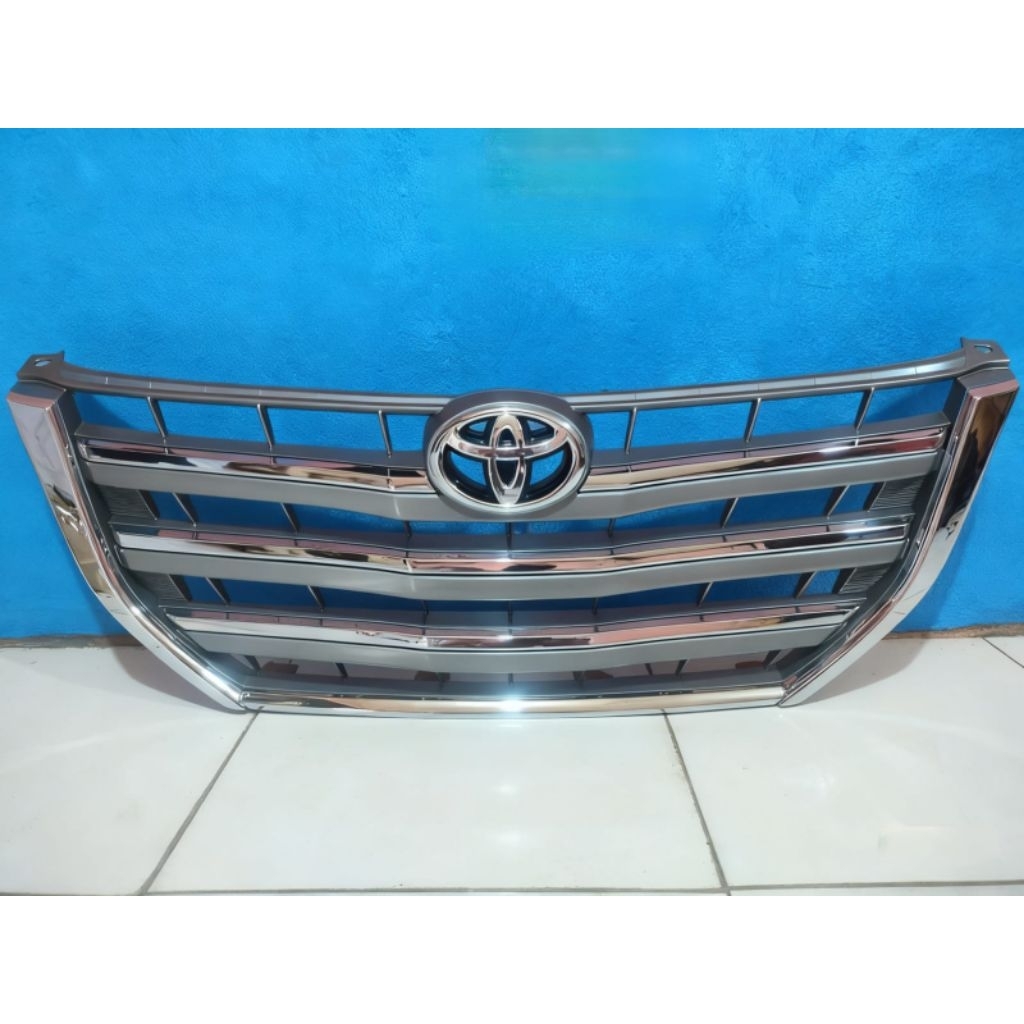 GRIL NEW INNOVA 2015