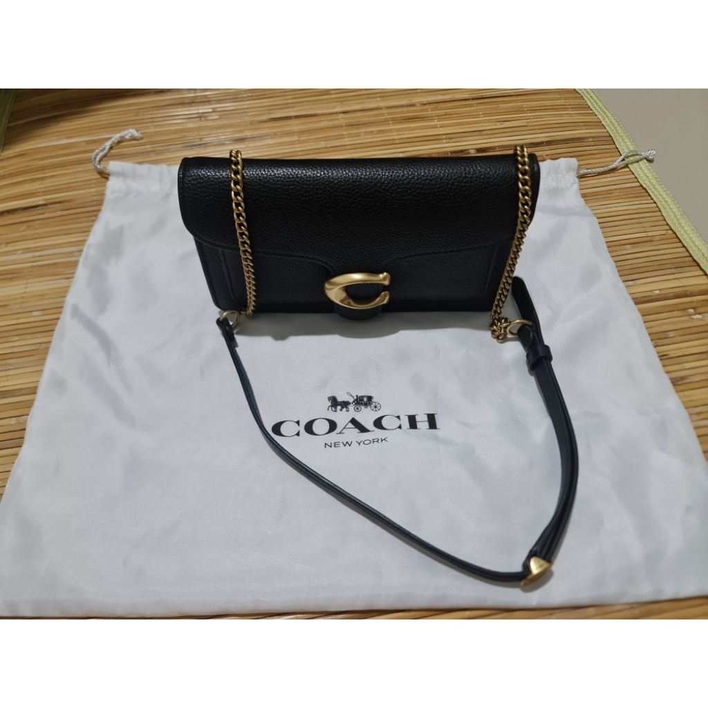 Tas Sling Bag Wanita Coach Black
Kulit Asli
Made in Cambodia
Full set
Original item Store
Jarang pak